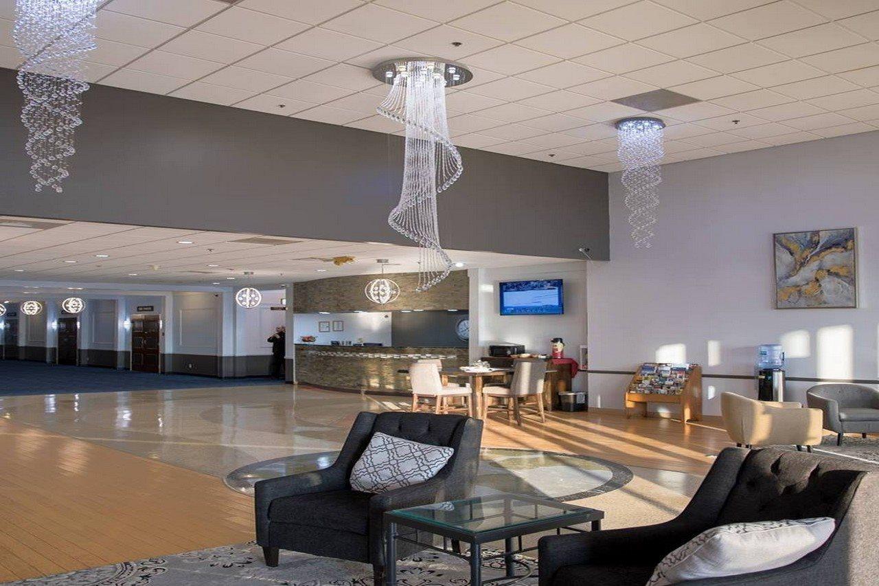 Hotel Ramada By Wyndham Cedar Rapids Zewnętrze zdjęcie